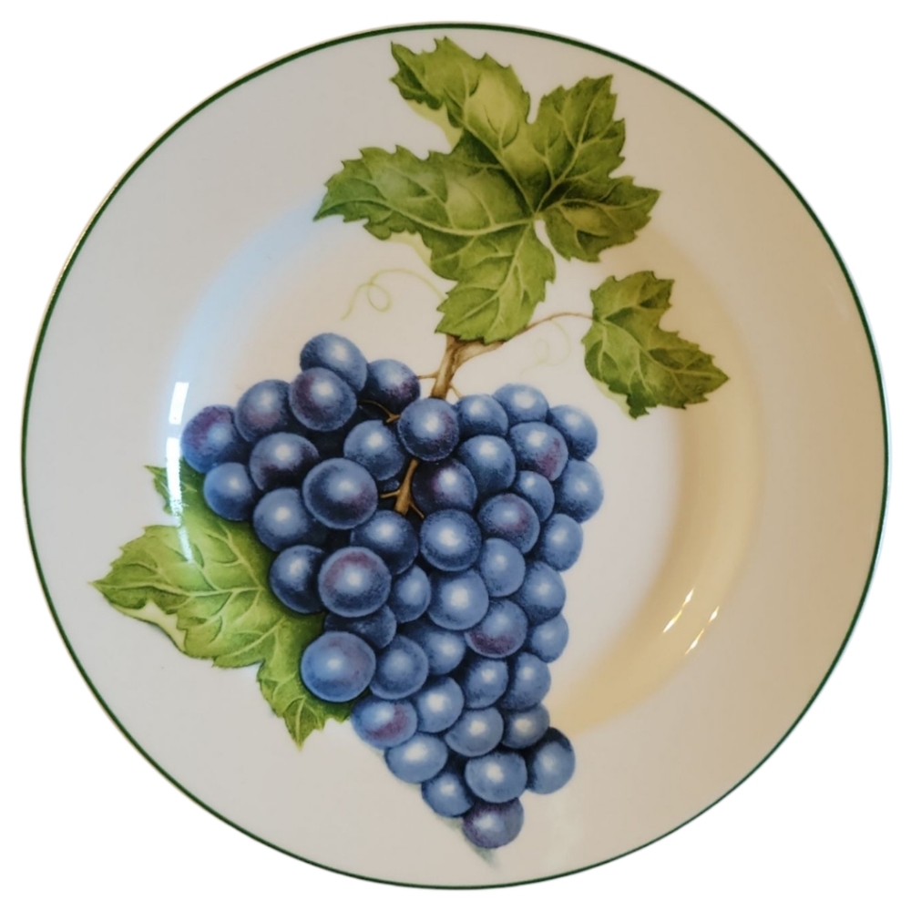 Vtg American Atelier Vineyard Salad Plate #5039 Blue Grapes Green Vine Leaves
